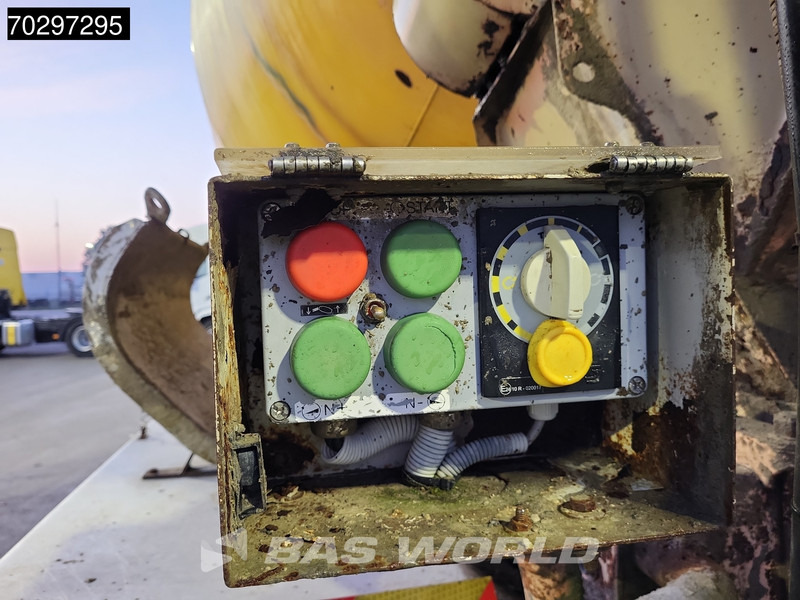 Betongbil MAN 35.363 8X4 9m3 Liebherr mixer Big-Axle Steelsuspension Automatic Euro 3: bild 16