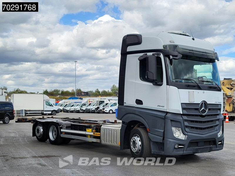 Mercedes-Benz Actros 2542 Actros 6X2 BDF Full air suspension BigSpace Standklima Automatic Euro 6 - Containerbil/ Växelflak lastbil: bild 3 Mercedes-Benz Actros 2542 Actros 6X2 BDF Full air suspension BigSpace Standklima Automatic Euro 6 - Containerbil/ Växelflak lastbil: bild 3