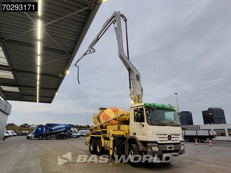 Mercedes-Benz Actros 3244 8X4 Retarder Putzmeister 24 Mtrs Pumi Big-Axle 3-Pedals Euro 4 - Betongpump: bild 3 Mercedes-Benz Actros 3244 8X4 Retarder Putzmeister 24 Mtrs Pumi Big-Axle 3-Pedals Euro 4 - Betongpump: bild 3