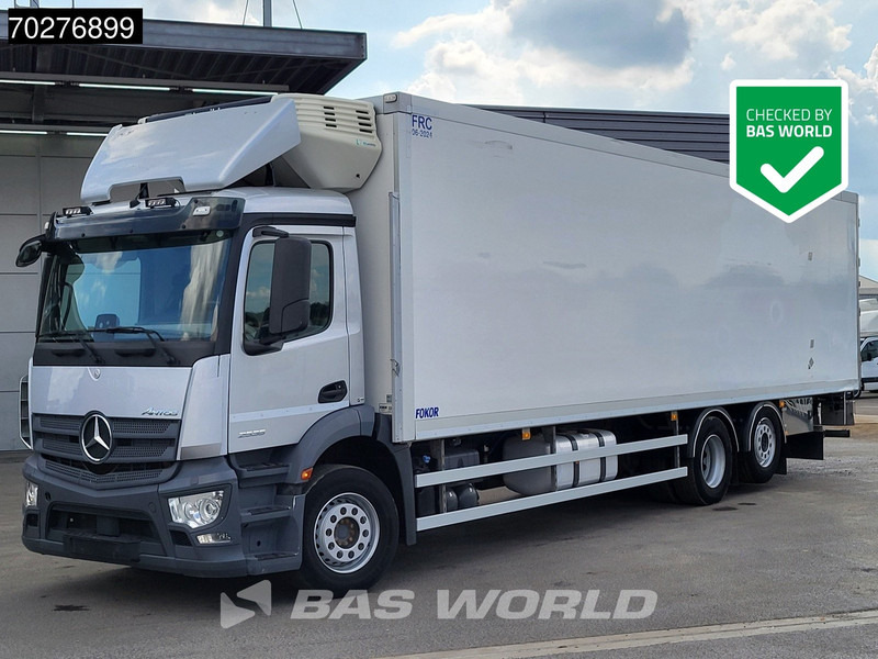 Mercedes-Benz Antos 2535 6X2 Lumikko L7 cooler ladebordwand Lift+Lenkachse Euro 6 - Kylbil lastbil: bild 1 Mercedes-Benz Antos 2535 6X2 Lumikko L7 cooler ladebordwand Lift+Lenkachse Euro 6 - Kylbil lastbil: bild 1