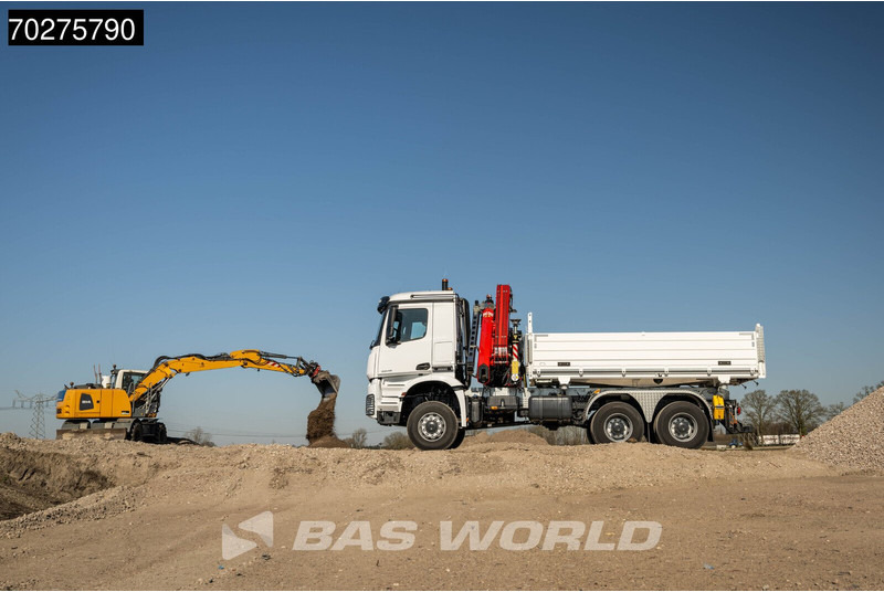Ny Tippbil lastbil, Kranbil Mercedes-Benz Arocs 3348 6X6 Full Steel Retarder Fassi 25T/M Crane Kran Euro 6: bild 12