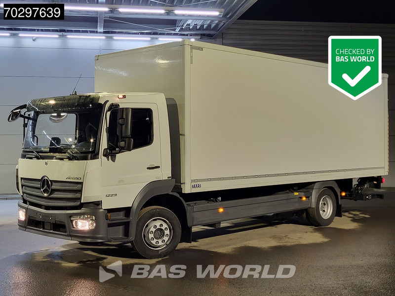 Mercedes-Benz Atego 1223 4X2 Euro 6 - Lastbil med skåp: bild 1 Mercedes-Benz Atego 1223 4X2 Euro 6 - Lastbil med skåp: bild 1