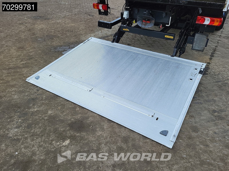 Lastbil med skåp Mercedes-Benz Atego 1324 4X2 6 Cylinder 12t Automatic Tailgate Euro 6: bild 7