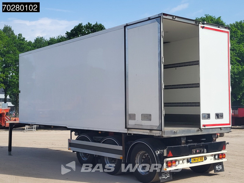 Kyl/ Frys semitrailer Pacton Thermo King SLXe 300 Whisper Pro LZV Liftachse City TUV 08/25: bild 12 Kyl/ Frys semitrailer Pacton Thermo King SLXe 300 Whisper Pro LZV Liftachse City TUV 08/25: bild 12