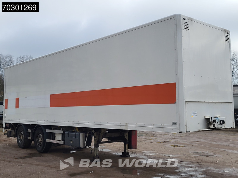 Renders ROC 12.18 TUV 01/26 City Tailgate Lift + Steering Axle - Skåp semitrailer: bild 3 Renders ROC 12.18 TUV 01/26 City Tailgate Lift + Steering Axle - Skåp semitrailer: bild 3