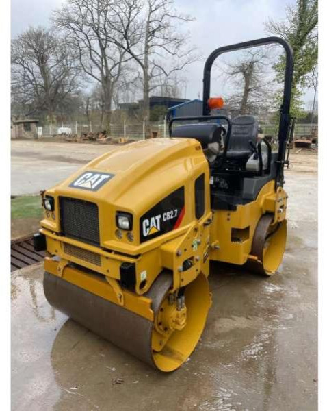 Caterpillar CB2.7 - Asfaltvält: bild 2 Caterpillar CB2.7 - Asfaltvält: bild 2