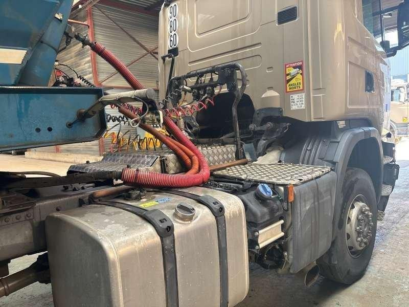 Scania G450 4X4 - Dragbil: bild 4 Scania G450 4X4 - Dragbil: bild 4