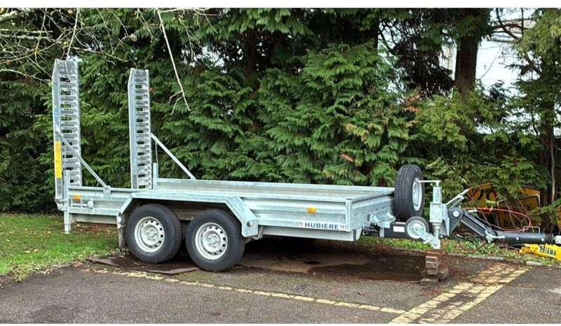 HUBIERE 2 ESSIEUX - Bilsläp: bild 1 HUBIERE 2 ESSIEUX - Bilsläp: bild 1