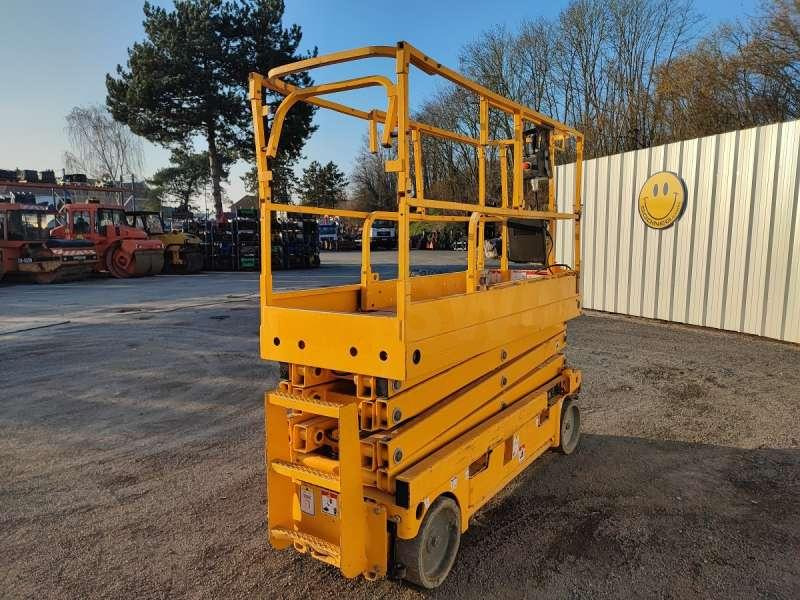 Haulotte CISEAUX COMPACT 10N - Pelarlift: bild 3 Haulotte CISEAUX COMPACT 10N - Pelarlift: bild 3