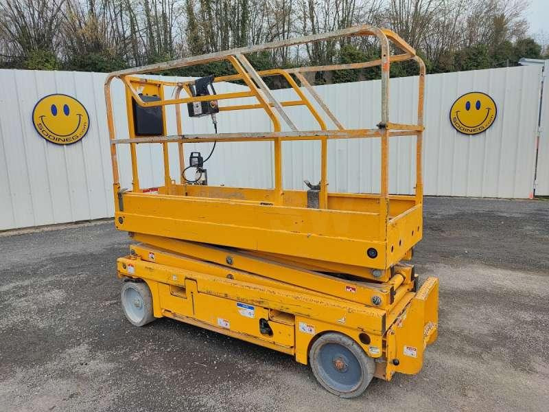 Haulotte CISEAUX COMPACT 8 - Pelarlift: bild 2 Haulotte CISEAUX COMPACT 8 - Pelarlift: bild 2