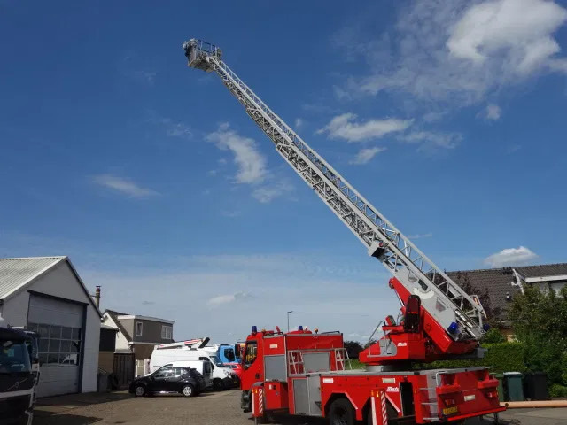 DAF LF 55.250 METZ 30 meter - Släck/ Räddningsvagn: bild 1 DAF LF 55.250 METZ 30 meter - Släck/ Räddningsvagn: bild 1