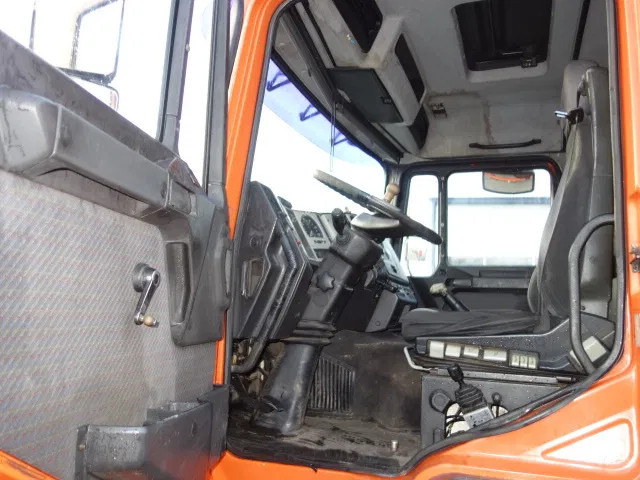 Dragbil MAN 26.414 TREKKER 6X6 STEELSPRINGS: bild 10 Dragbil MAN 26.414 TREKKER 6X6 STEELSPRINGS: bild 10