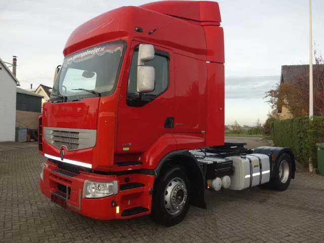 Renault Premium 440 MANUAL GEARBOX,AIRCO - Dragbil: bild 1 Renault Premium 440 MANUAL GEARBOX,AIRCO - Dragbil: bild 1