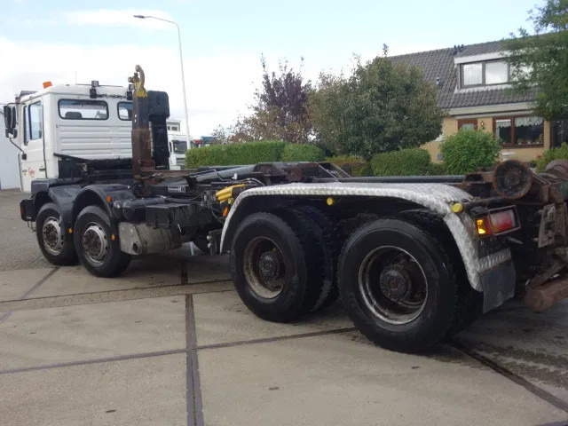 MAN 35-364 8X4 - Lastväxlare lastbil: bild 2 MAN 35-364 8X4 - Lastväxlare lastbil: bild 2