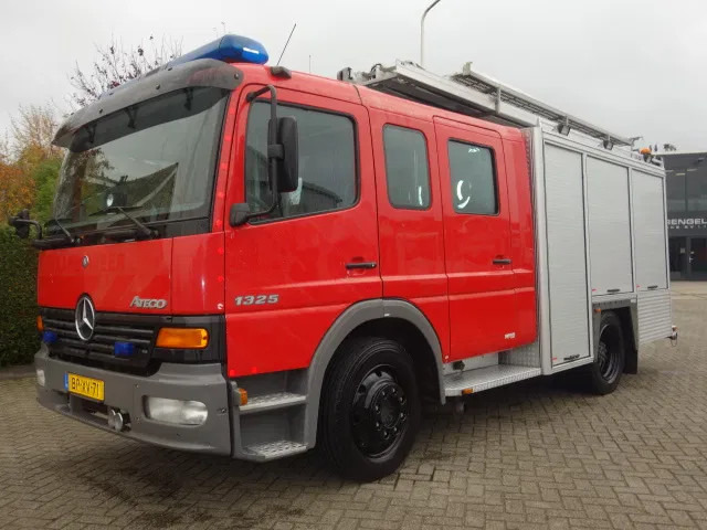 Mercedes-Benz 1325 godiva pump bomberos - Släck/ Räddningsvagn: bild 1 Mercedes-Benz 1325 godiva pump bomberos - Släck/ Räddningsvagn: bild 1