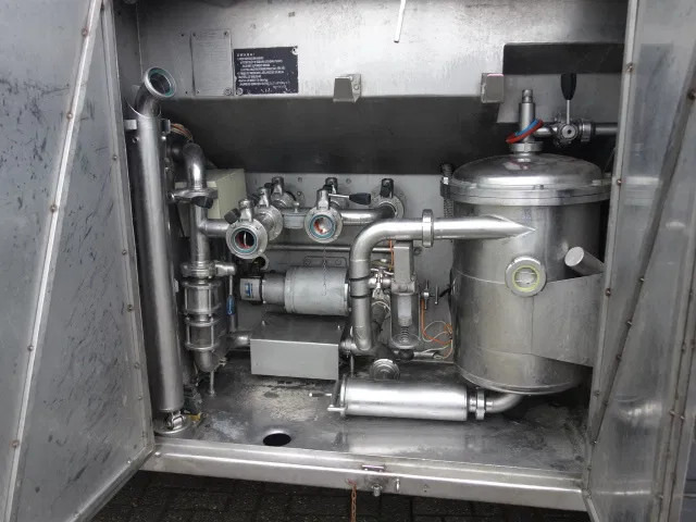 Renault Premium 370 16000liter steanless steeltank - Tankbil: bild 3 Renault Premium 370 16000liter steanless steeltank - Tankbil: bild 3