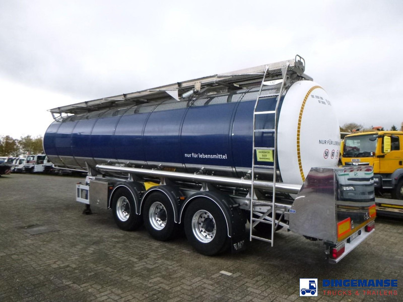 LAG Food tank inox 32 m3 / 3 comp + pump - Tanktrailer: bild 3 LAG Food tank inox 32 m3 / 3 comp + pump - Tanktrailer: bild 3