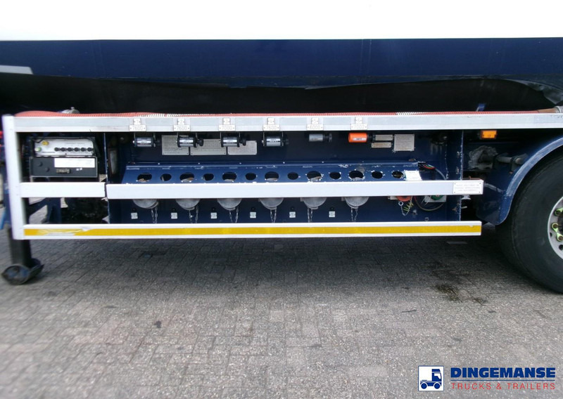 Lakeland Fuel tank alu 42.8 m3 / 6 comp + pump - Tanktrailer: bild 5 Lakeland Fuel tank alu 42.8 m3 / 6 comp + pump - Tanktrailer: bild 5