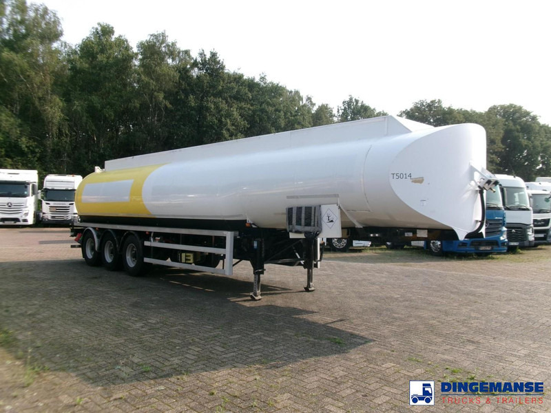Lakeland Fuel tank alu 43 m3 / 6 comp - Tanktrailer: bild 2 Lakeland Fuel tank alu 43 m3 / 6 comp - Tanktrailer: bild 2