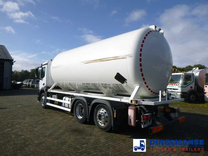 Mercedes-Benz Antos 2635 6x2 gas tank 28 m3 - Tankbil: bild 3 Mercedes-Benz Antos 2635 6x2 gas tank 28 m3 - Tankbil: bild 3