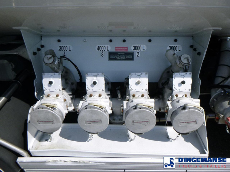 Renault Premium 280 dxi 4x2 fuel tank 13.6 m3 / 4 comp - Tankbil: bild 5 Renault Premium 280 dxi 4x2 fuel tank 13.6 m3 / 4 comp - Tankbil: bild 5