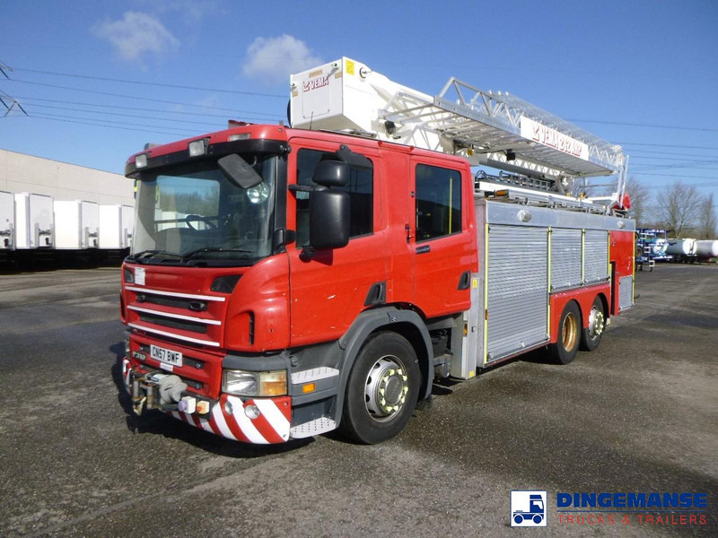 Scania P310 6x2 RHD fire truck + pump, ladder & manlift - Släck/ Räddningsvagn: bild 1 Scania P310 6x2 RHD fire truck + pump, ladder & manlift - Släck/ Räddningsvagn: bild 1