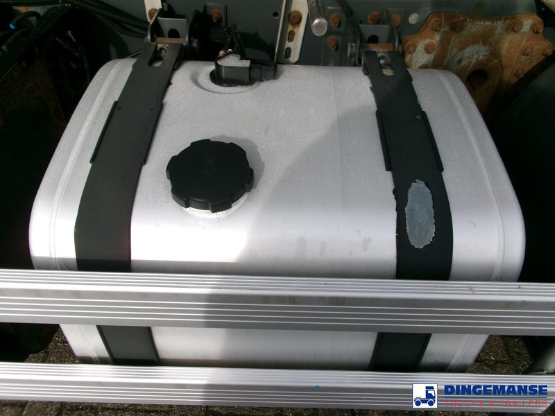 Volvo FE 280 4X2 fuel tank 13.6 m3 / 4 comp / ADR 07/07/24 - Tankbil: bild 5 Volvo FE 280 4X2 fuel tank 13.6 m3 / 4 comp / ADR 07/07/24 - Tankbil: bild 5