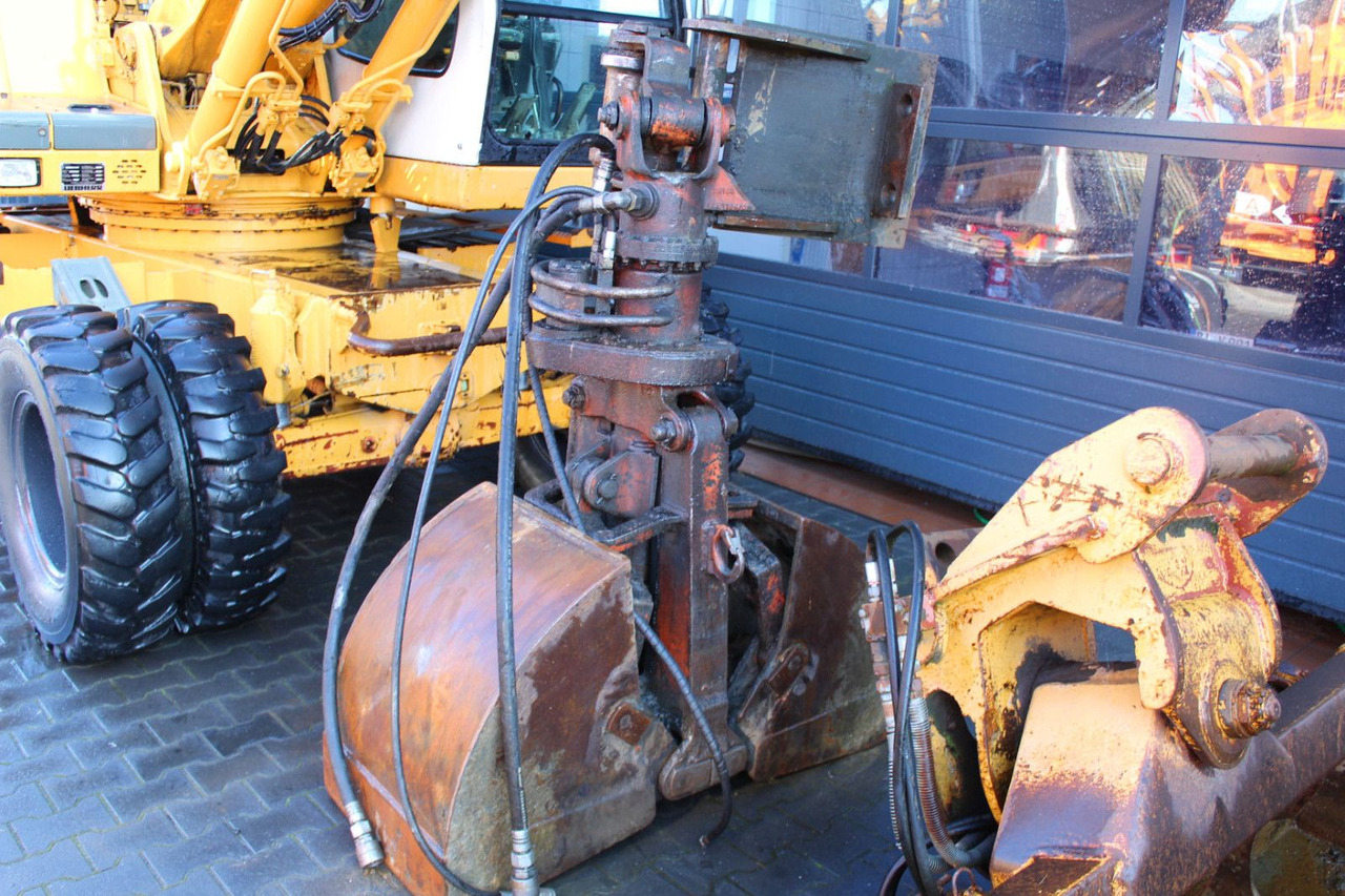 Liebherr diverse Schaufeln und Zubehör Liebherr - Grävmaskinsskopa: bild 3 Liebherr diverse Schaufeln und Zubehör Liebherr - Grävmaskinsskopa: bild 3