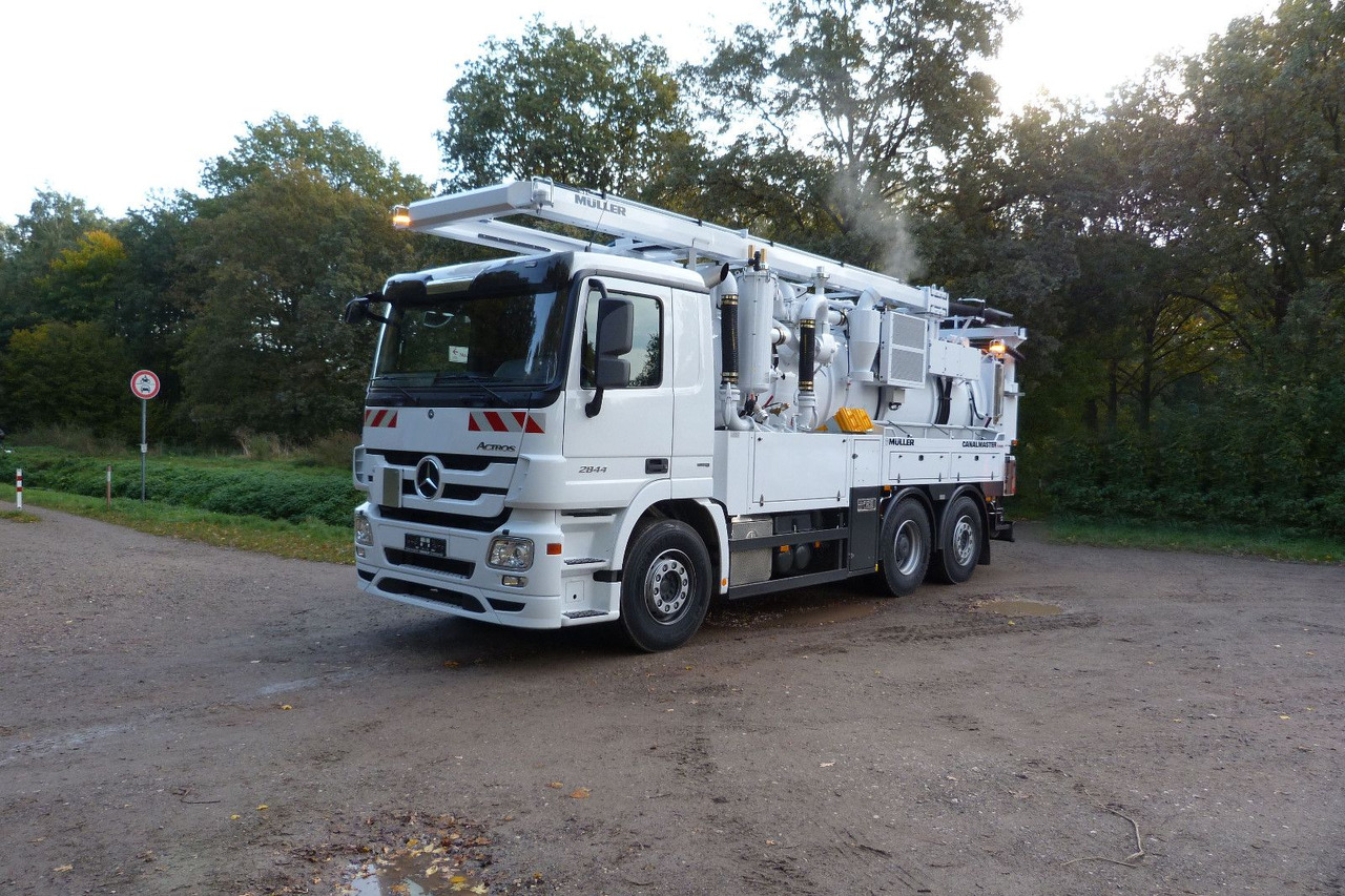 Mercedes-Benz Actros 2844 6x2 Müller 10m³ Canalmaster WRG - Sugbil: bild 4 Mercedes-Benz Actros 2844 6x2 Müller 10m³ Canalmaster WRG - Sugbil: bild 4