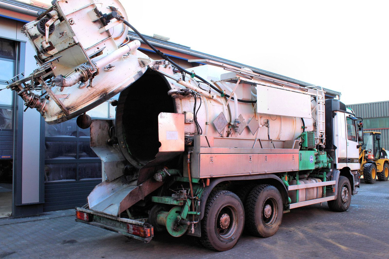 Mercedes-Benz Actros 3335 6x4 Kroll 13m³ HD-Kombi ADR/GGVS V2A - Sugbil: bild 3 Mercedes-Benz Actros 3335 6x4 Kroll 13m³ HD-Kombi ADR/GGVS V2A - Sugbil: bild 3