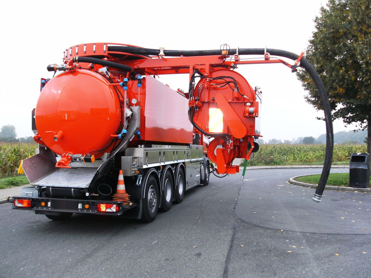 Scania R450 8x4 Kroll 19m³ W-Rückgewinner Kombi-HD +ADR - Sugbil: bild 3 Scania R450 8x4 Kroll 19m³ W-Rückgewinner Kombi-HD +ADR - Sugbil: bild 3