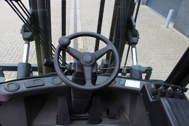 Hyster H9.00XM-6 - Dieseltruck: bild 2 Hyster H9.00XM-6 - Dieseltruck: bild 2