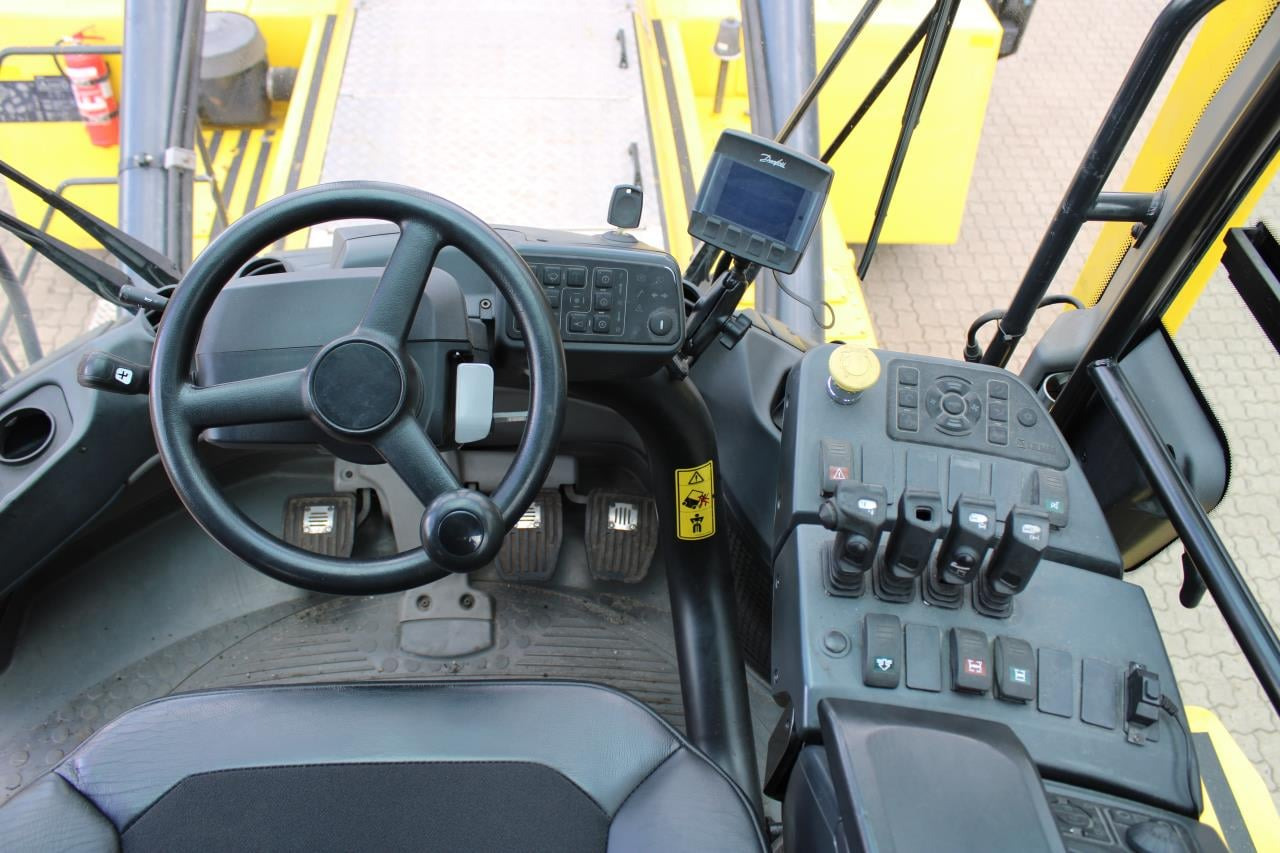 Kalmar DCG90-45ES7 - Containertruck: bild 4 Kalmar DCG90-45ES7 - Containertruck: bild 4