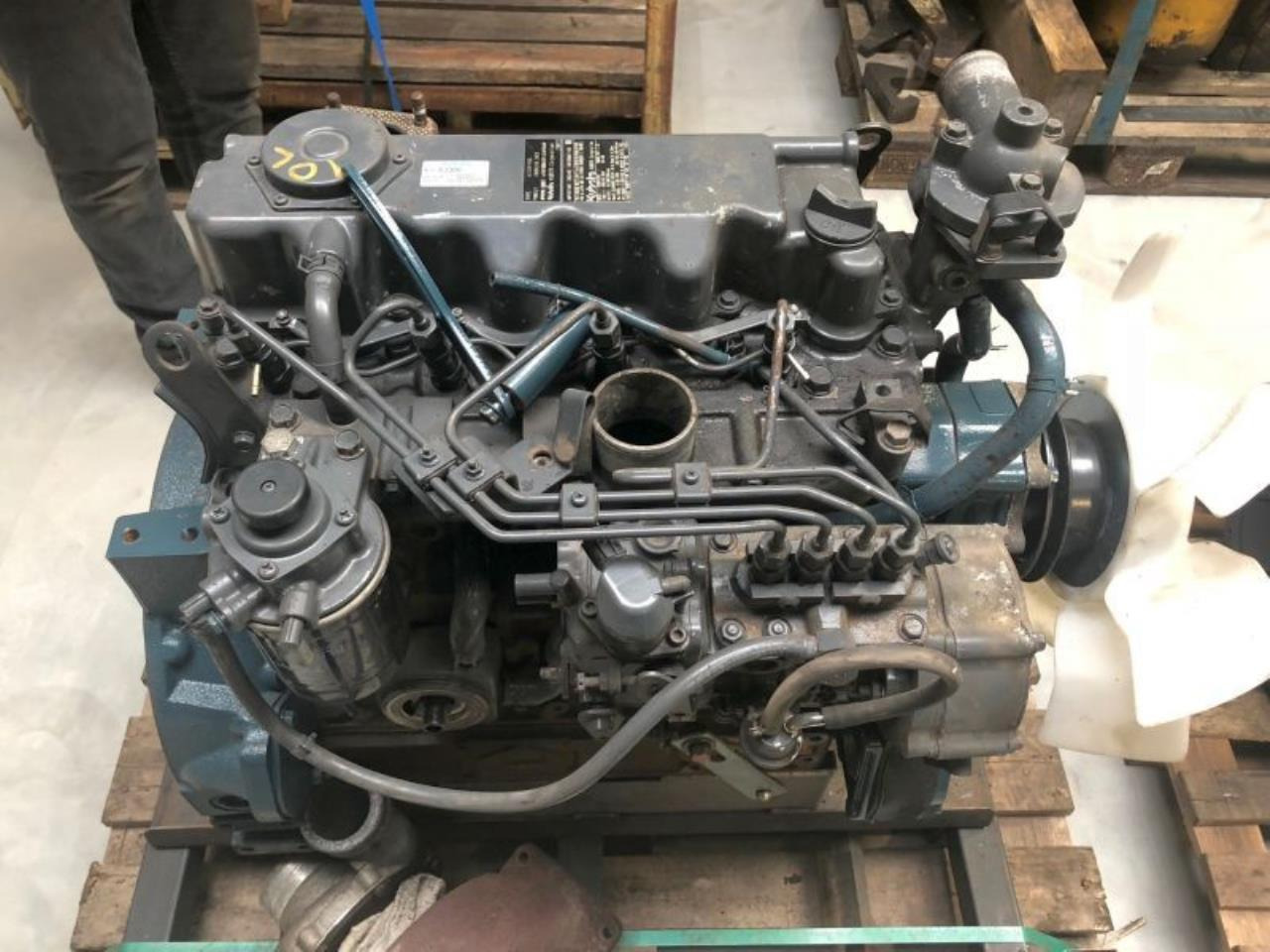 Kubota V3300-EU3 - Motor: bild 1 Kubota V3300-EU3 - Motor: bild 1