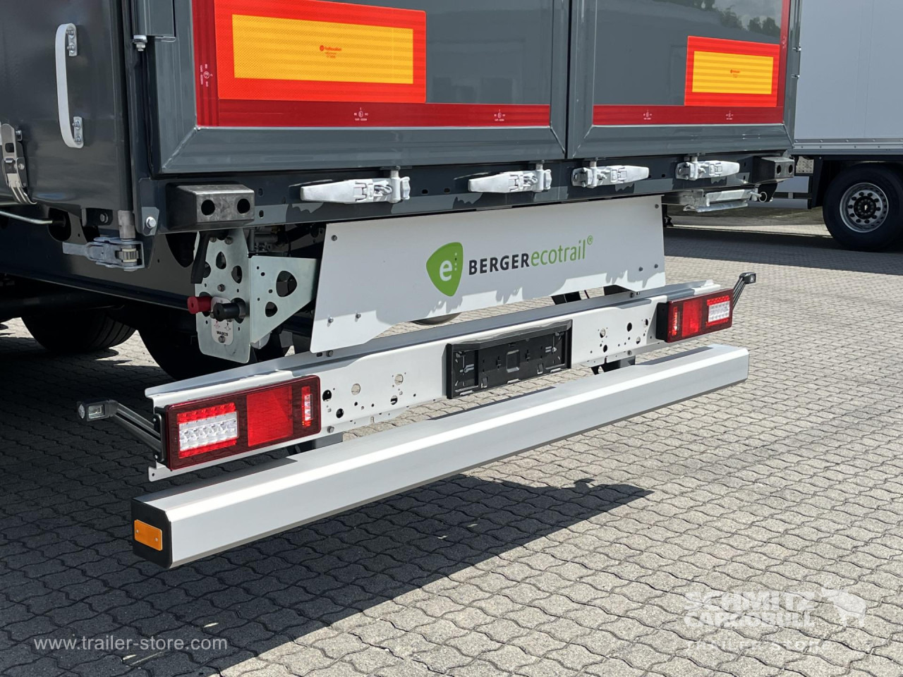 BERGER Auflieger Curtainsider Standard - Kapelltrailer: bild 4 BERGER Auflieger Curtainsider Standard - Kapelltrailer: bild 4