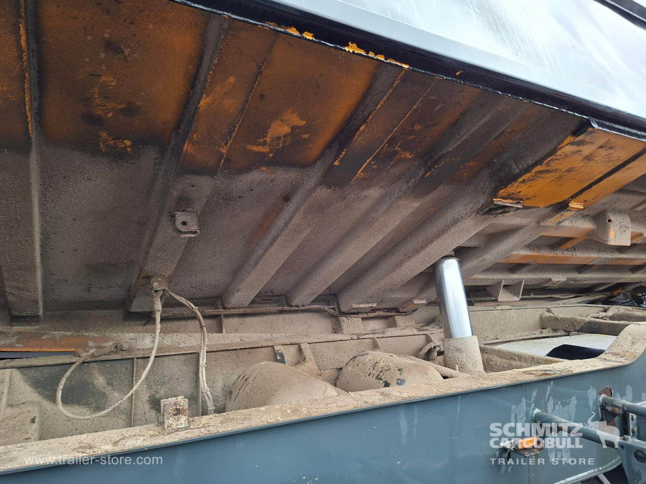 KEMPF Auflieger Kipper Stahlrundmulde 36m³ - Tippbil semitrailer: bild 4 KEMPF Auflieger Kipper Stahlrundmulde 36m³ - Tippbil semitrailer: bild 4