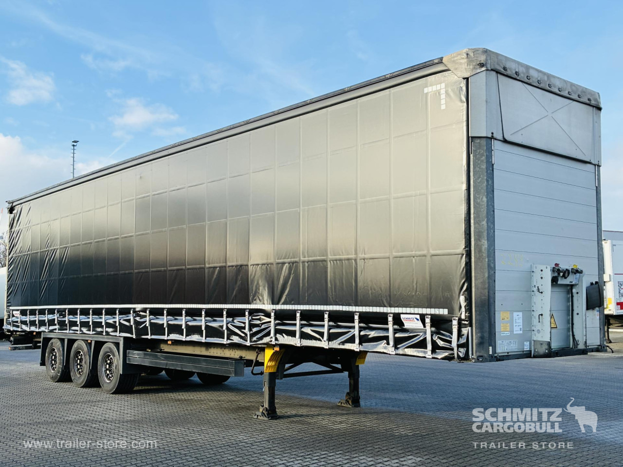 SCHMITZ Auflieger Curtainsider Mega - Kapelltrailer: bild 1 SCHMITZ Auflieger Curtainsider Mega - Kapelltrailer: bild 1