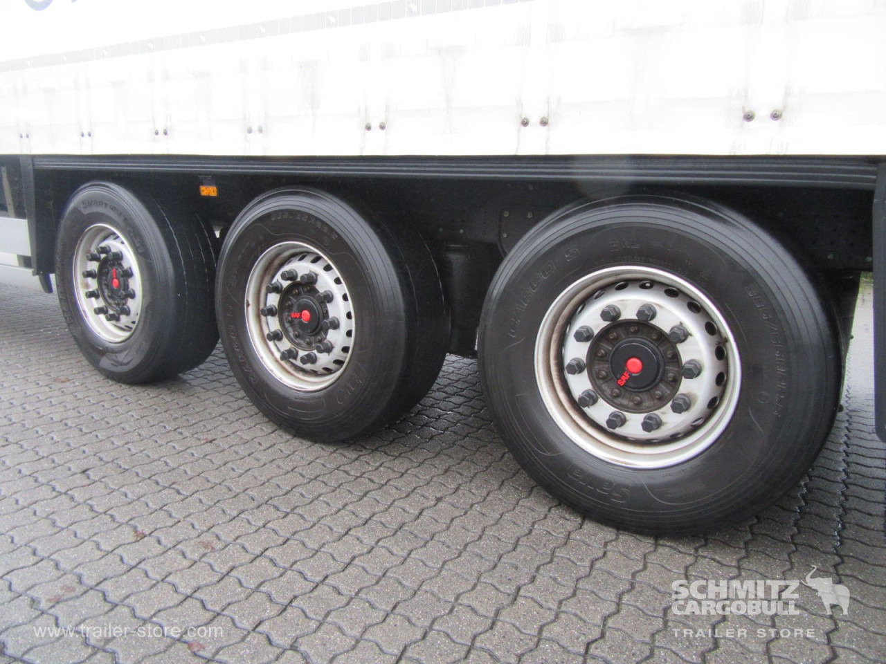 SCHMITZ Auflieger Curtainsider Standard - Kapelltrailer: bild 3 SCHMITZ Auflieger Curtainsider Standard - Kapelltrailer: bild 3
