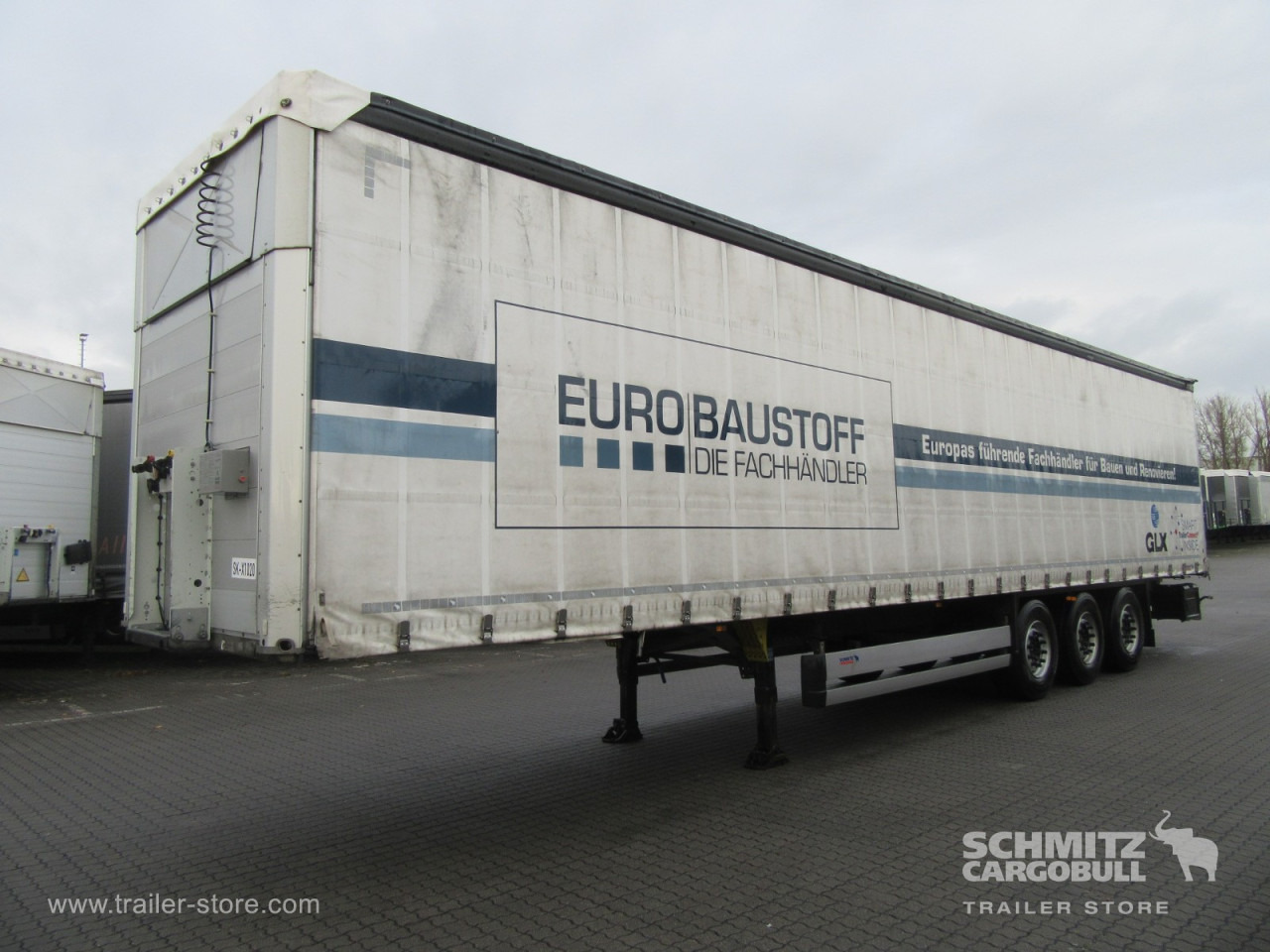 SCHMITZ Auflieger Curtainsider Standard - Kapelltrailer: bild 1 SCHMITZ Auflieger Curtainsider Standard - Kapelltrailer: bild 1