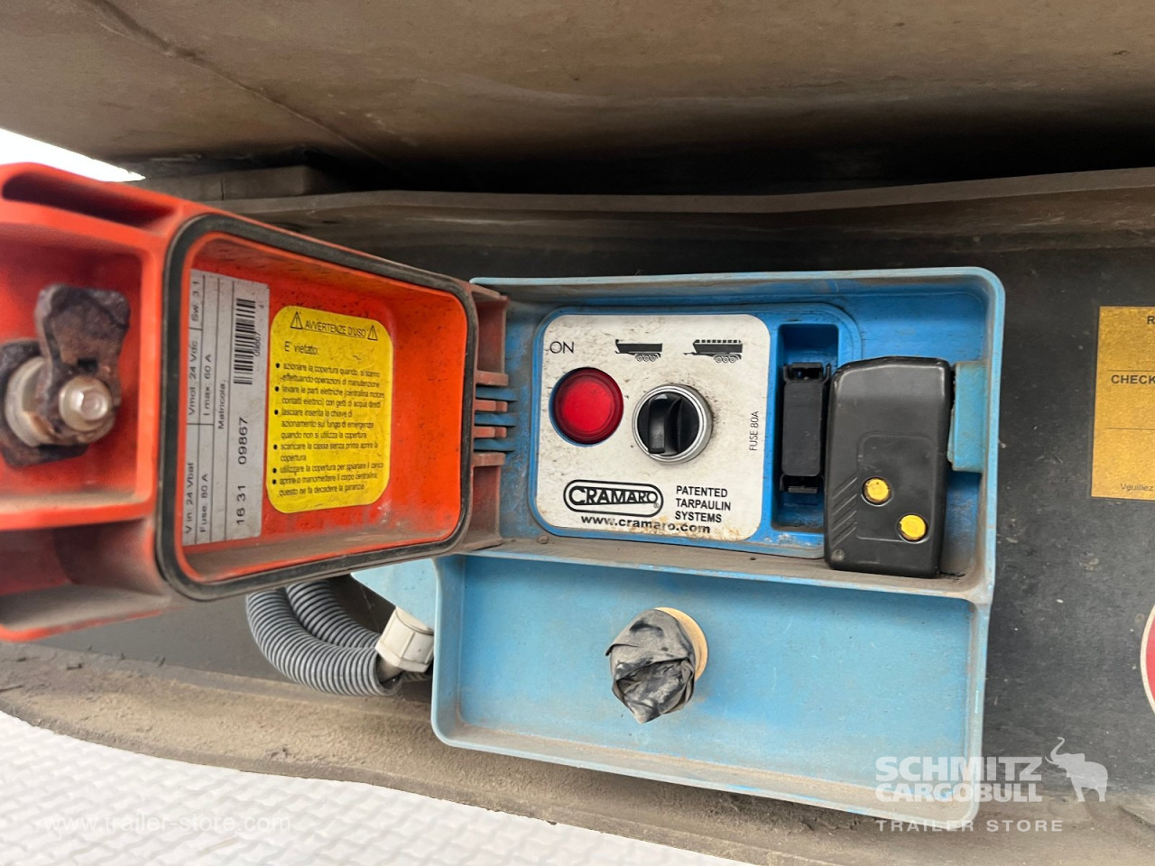 SCHMITZ Auflieger Kipper Stahlrundmulde 25m³ - Tippbil semitrailer: bild 2 SCHMITZ Auflieger Kipper Stahlrundmulde 25m³ - Tippbil semitrailer: bild 2