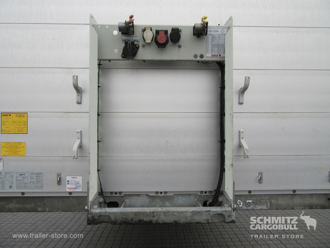 SCHMITZ Auflieger Plateau Standard - Flaktrailer: bild 2 SCHMITZ Auflieger Plateau Standard - Flaktrailer: bild 2