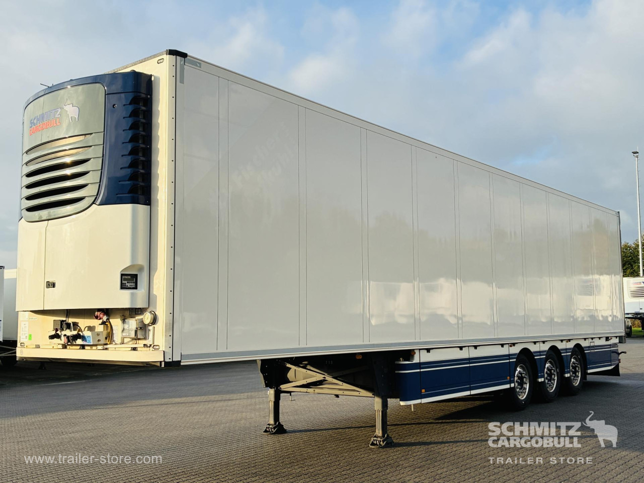 SCHMITZ Auflieger Tiefkühler Multitemp Double deck - Isotermiska semitrailer: bild 1 SCHMITZ Auflieger Tiefkühler Multitemp Double deck - Isotermiska semitrailer: bild 1