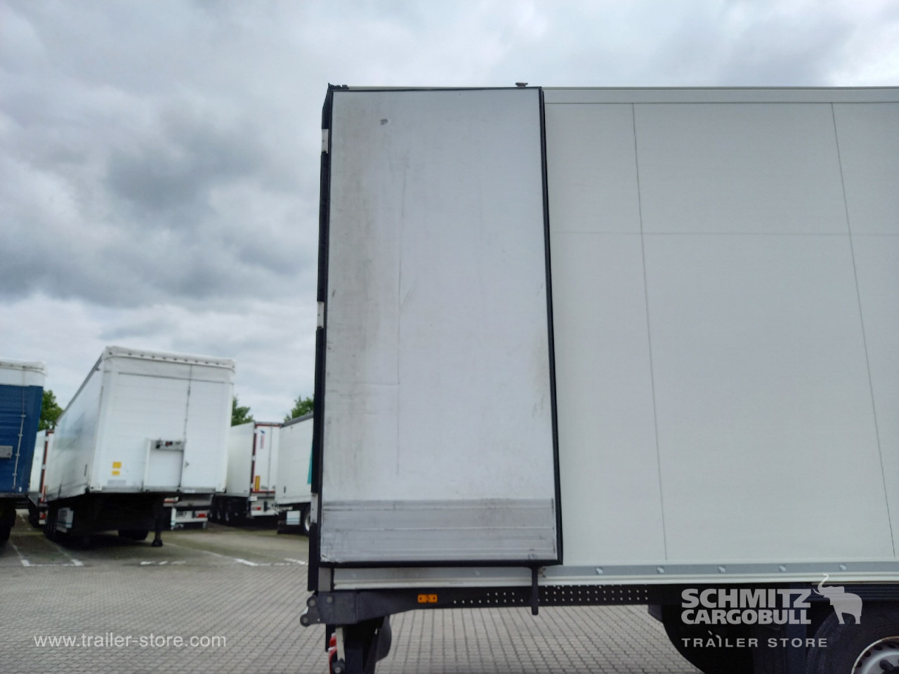 SCHMITZ Auflieger Tiefkühler Multitemp - Isotermiska semitrailer: bild 3 SCHMITZ Auflieger Tiefkühler Multitemp - Isotermiska semitrailer: bild 3