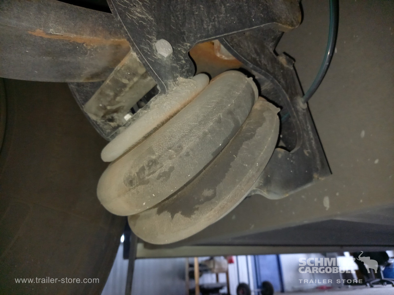 SCHMITZ Auflieger Tiefkühler Standard Double deck - Isotermiska semitrailer: bild 3 SCHMITZ Auflieger Tiefkühler Standard Double deck - Isotermiska semitrailer: bild 3