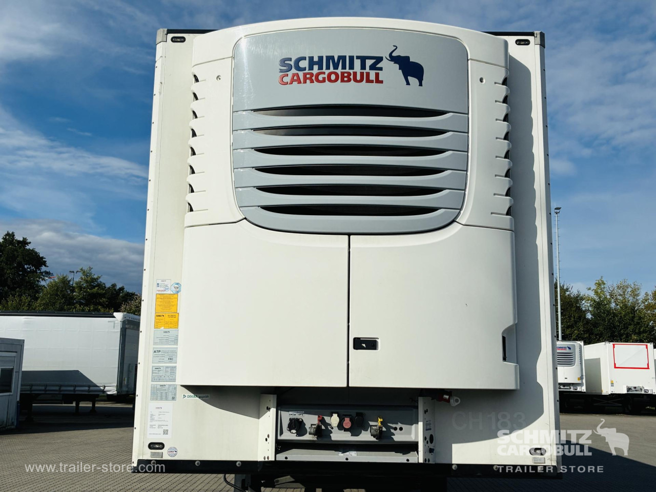 SCHMITZ Auflieger Tiefkühler Standard Double deck - Isotermiska semitrailer: bild 2 SCHMITZ Auflieger Tiefkühler Standard Double deck - Isotermiska semitrailer: bild 2