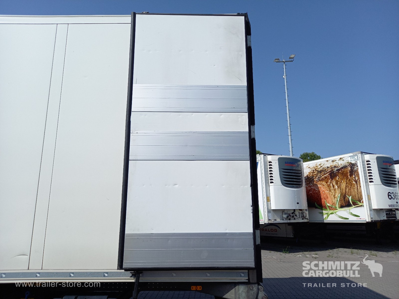 SCHMITZ Auflieger Tiefkühler Standard - Isotermiska semitrailer: bild 4 SCHMITZ Auflieger Tiefkühler Standard - Isotermiska semitrailer: bild 4