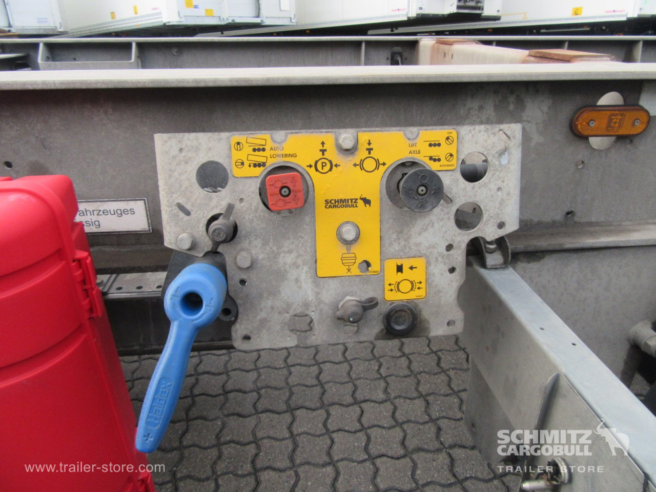 SCHMITZ Zentralachsanhänger Wechselfahrgestell - Containersläp/ Växelflaksläp: bild 2 SCHMITZ Zentralachsanhänger Wechselfahrgestell - Containersläp/ Växelflaksläp: bild 2