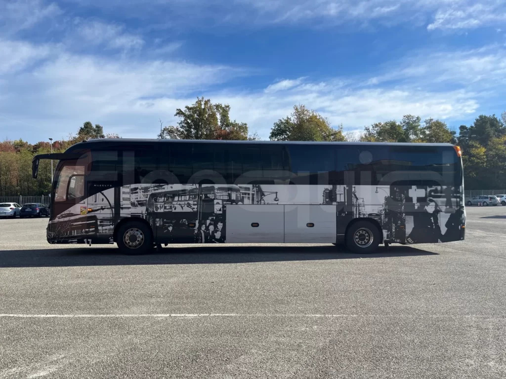 N.1 IVECO MAGELYS – Anno 2016 - Turistbuss: bild 1 N.1 IVECO MAGELYS – Anno 2016 - Turistbuss: bild 1