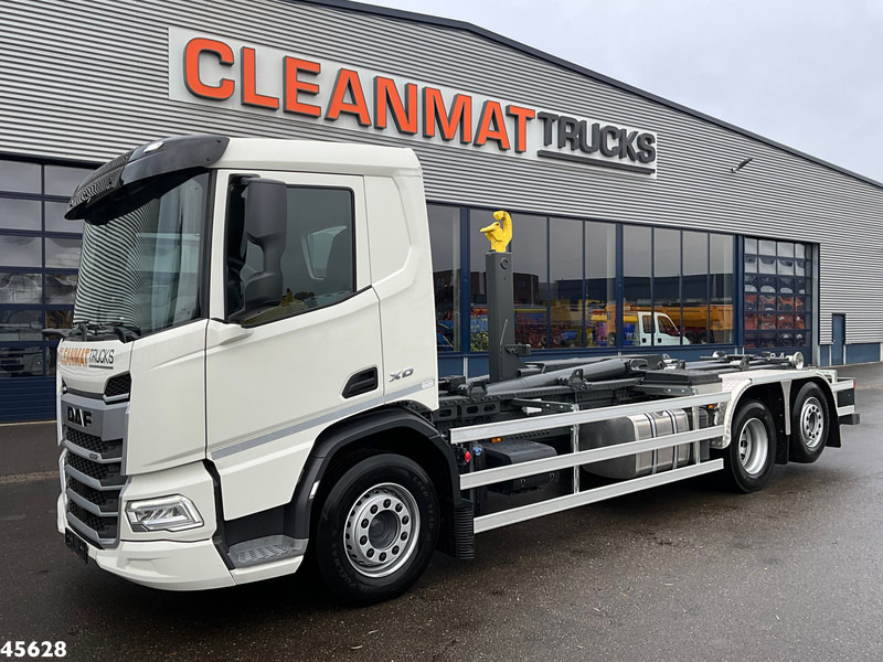 DAF FAN XD 450 Euro 6 Hyva 26 Ton haakarmsysteem - Lastväxlare lastbil: bild 2 DAF FAN XD 450 Euro 6 Hyva 26 Ton haakarmsysteem - Lastväxlare lastbil: bild 2