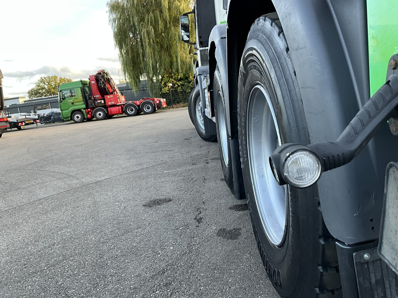 MAN TGA 41.440 8x4 Full Steel AJK 26 Ton haakarmsysteem + Laadplateau met Hiab 28 Tonmeter laadkraan - Lastväxlare lastbil: bild 4 MAN TGA 41.440 8x4 Full Steel AJK 26 Ton haakarmsysteem + Laadplateau met Hiab 28 Tonmeter laadkraan - Lastväxlare lastbil: bild 4